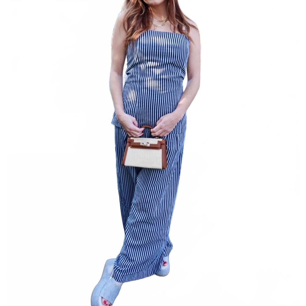 NEW 2.7 AUGUST APPAREL harbor lines top in navy stripe print